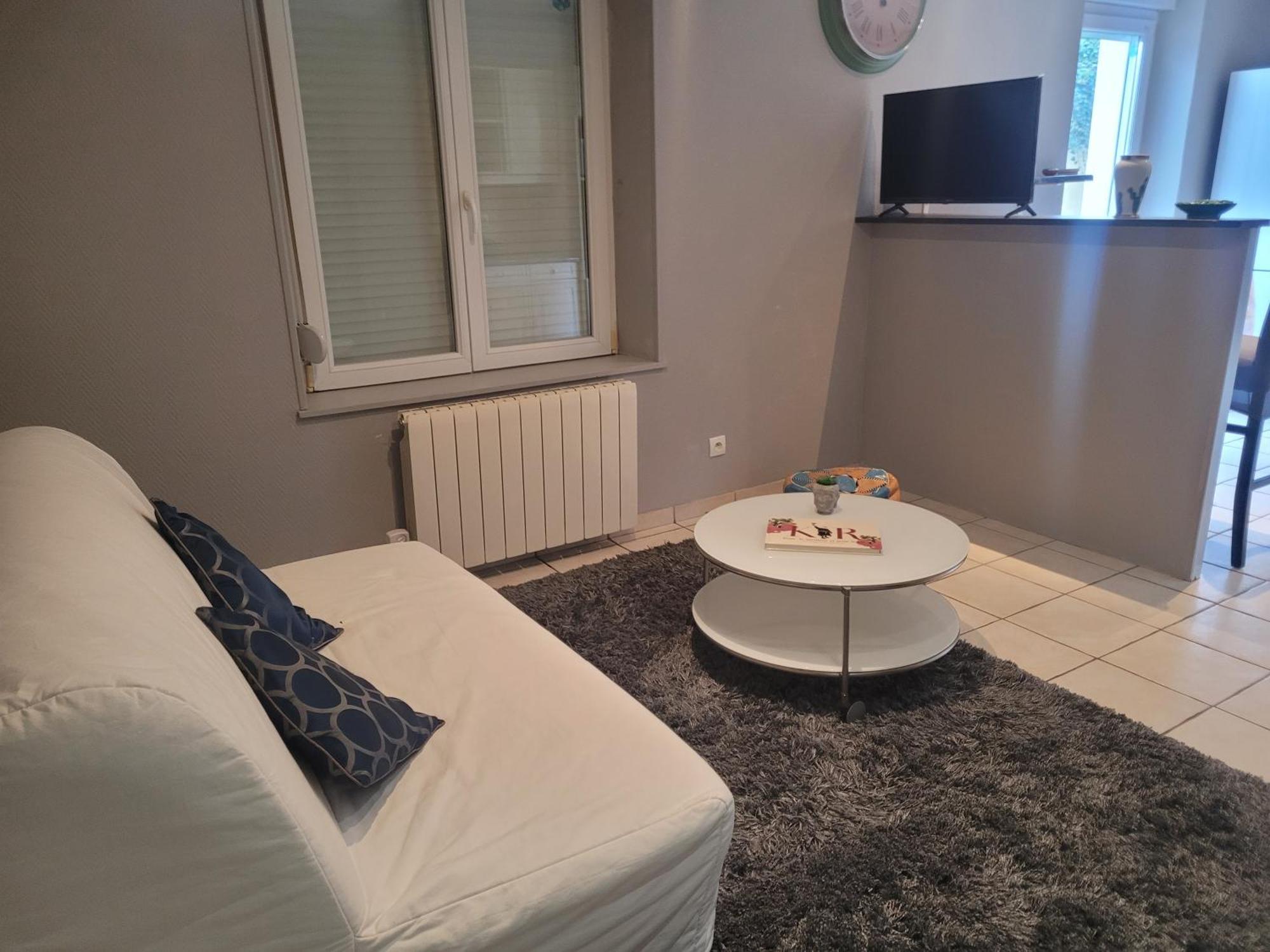 Appartement Cosy Dans Beau Village De Champagne Cormicy Exteriör bild