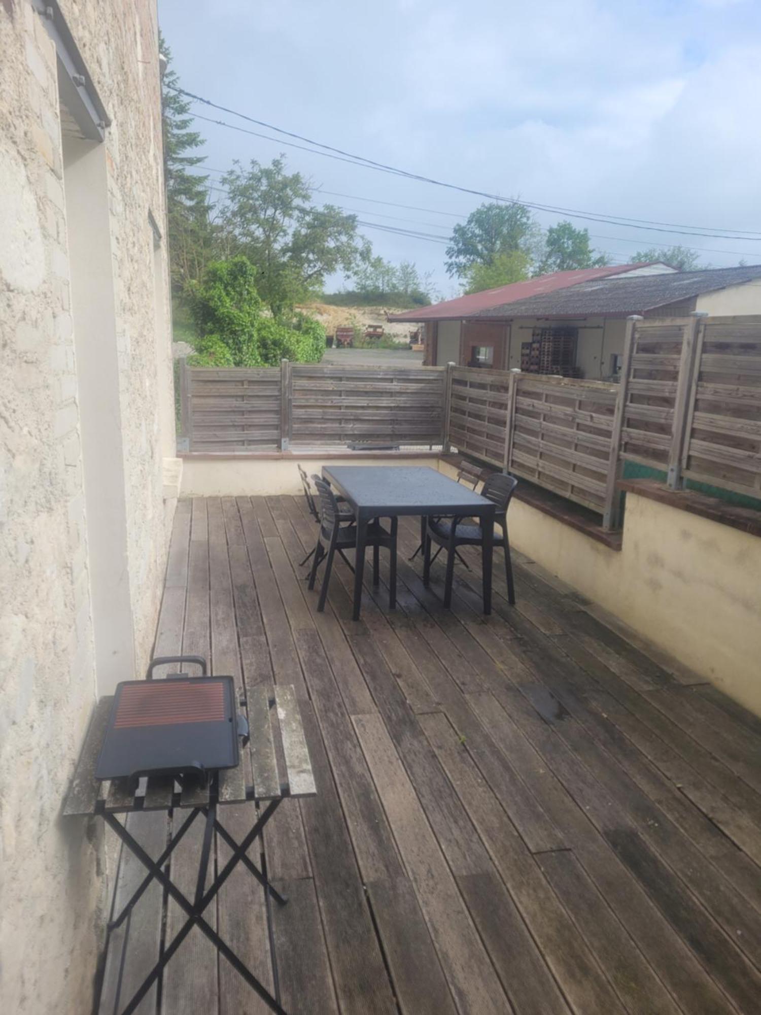Appartement Cosy Dans Beau Village De Champagne Cormicy Exteriör bild