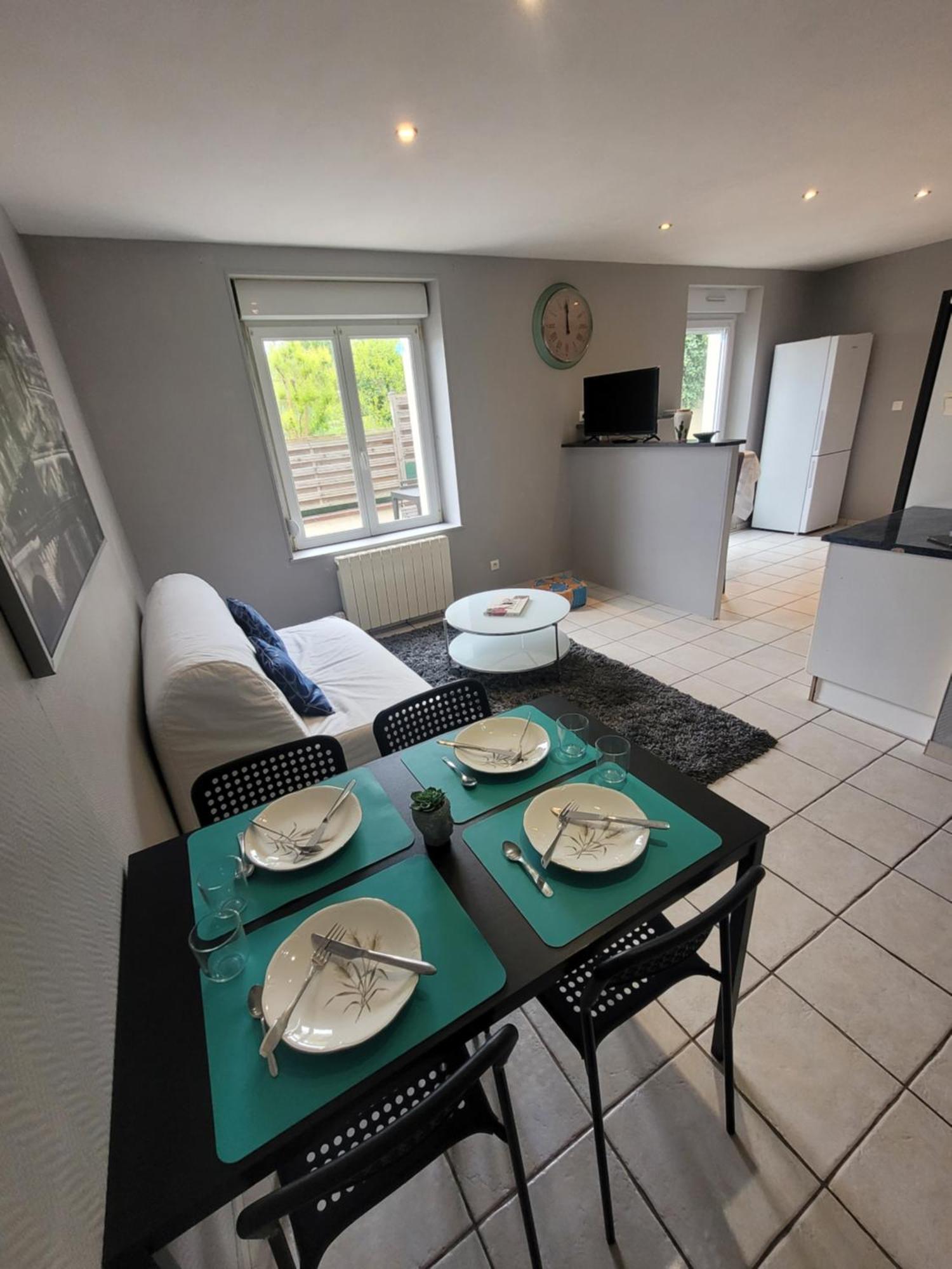 Appartement Cosy Dans Beau Village De Champagne Cormicy Exteriör bild